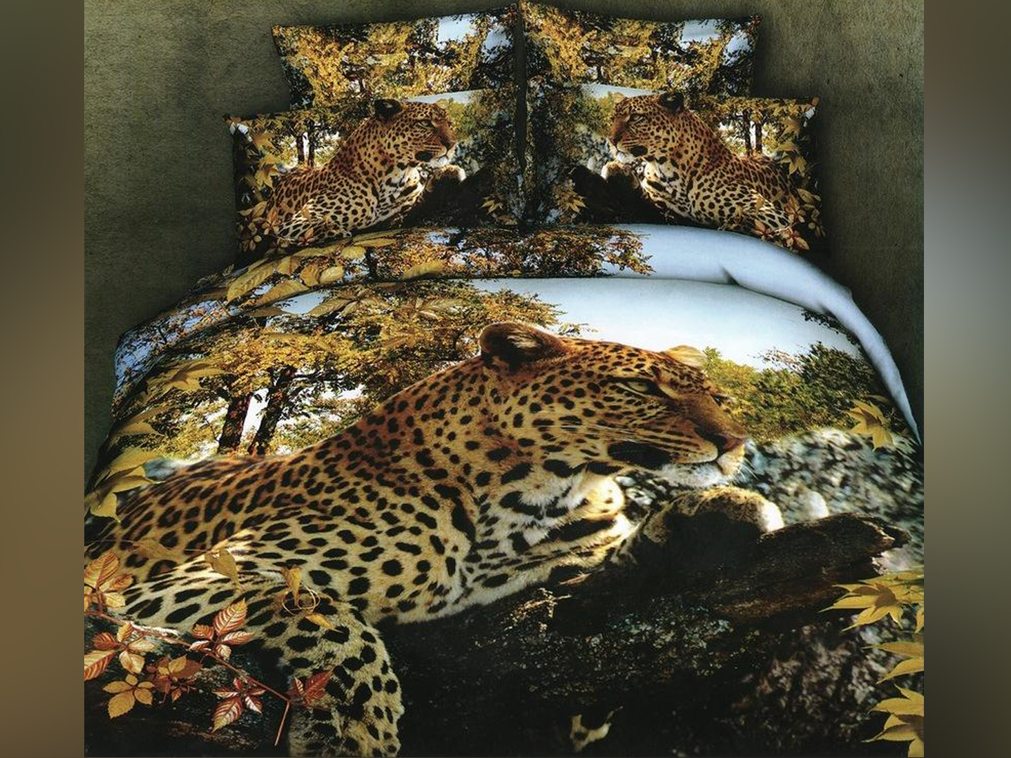 "Леопарды" - комплект постельного белья из сатина с 4 наволочками