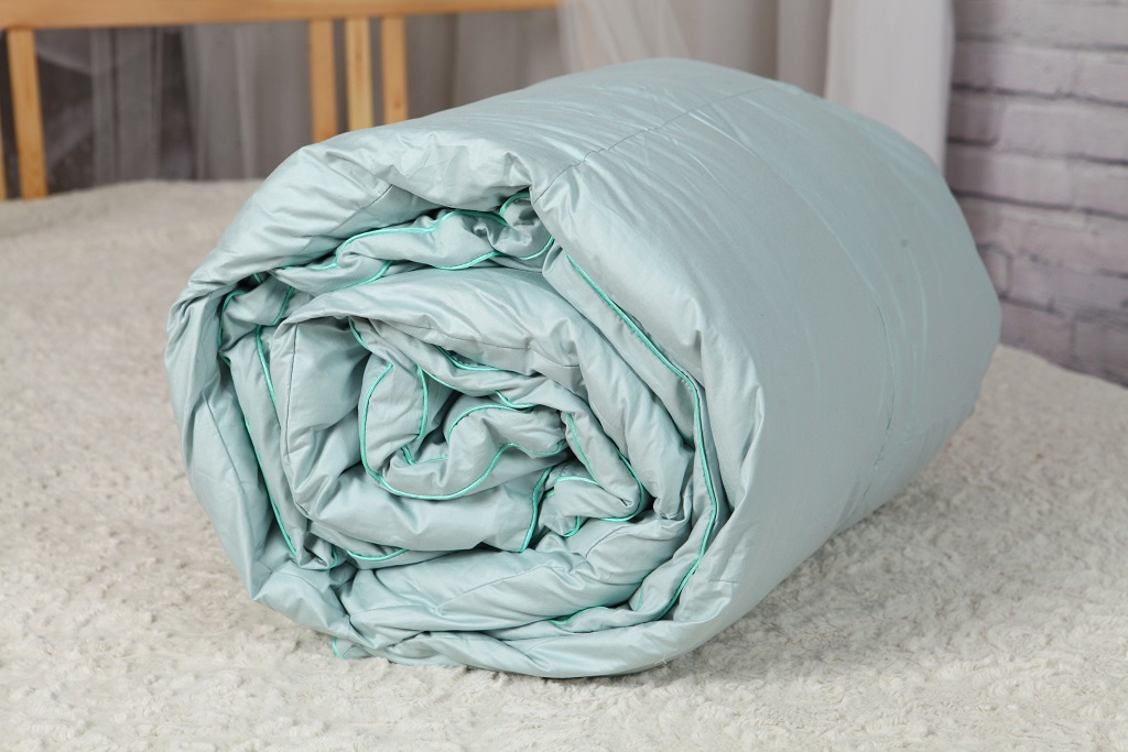 Одеяло "Шарм" пуховое (100% гусиный пух) в тике
